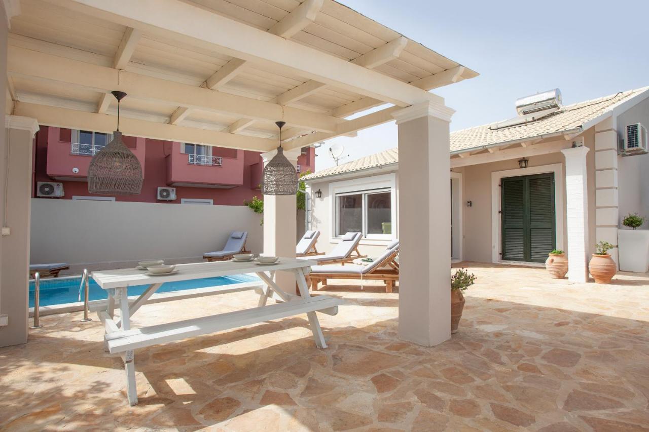 Ninos Corfu Villas アギオス・ゲオルギオス エクステリア 写真